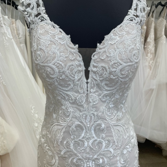 Ivory Blush Wedding Dress Bridal Gown - Picture 2 of 10